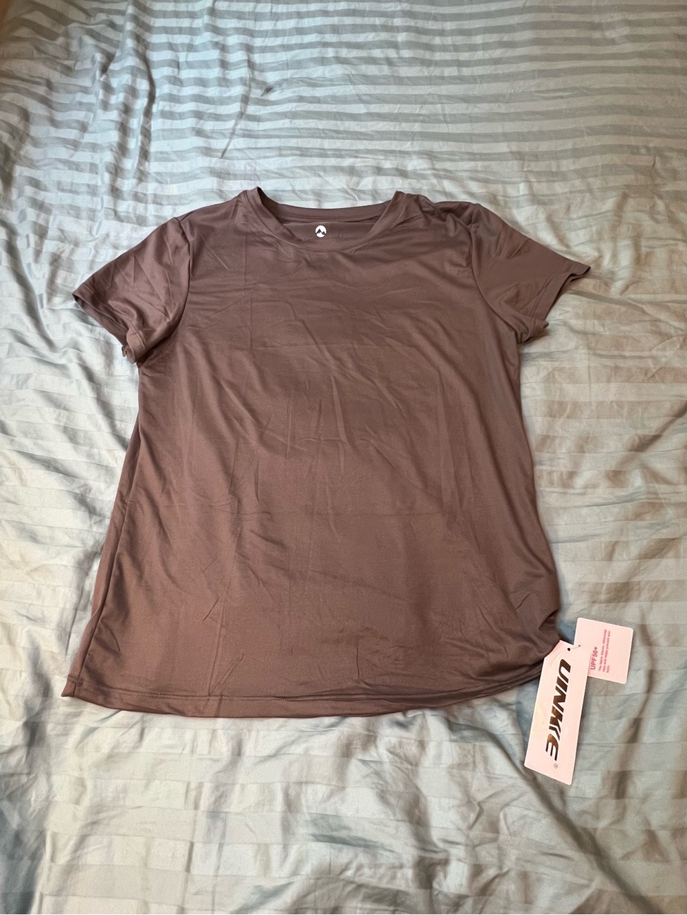 Women’s Short Sleeve Hiking Tee in Mauve Brown
